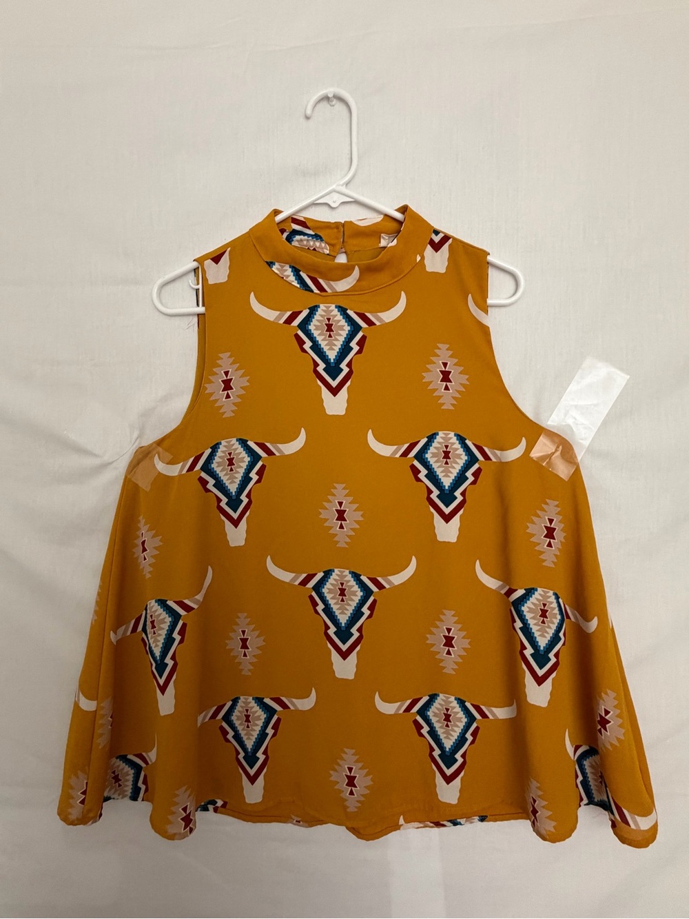 Berry N Cream Women’s Mustard Bull Skull Top Size M Excellent(A833)
